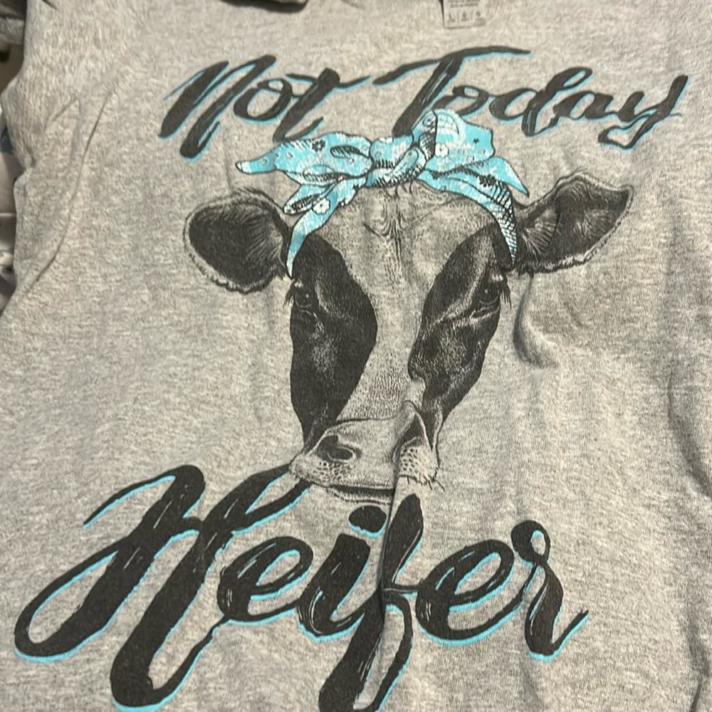 Gildan tee